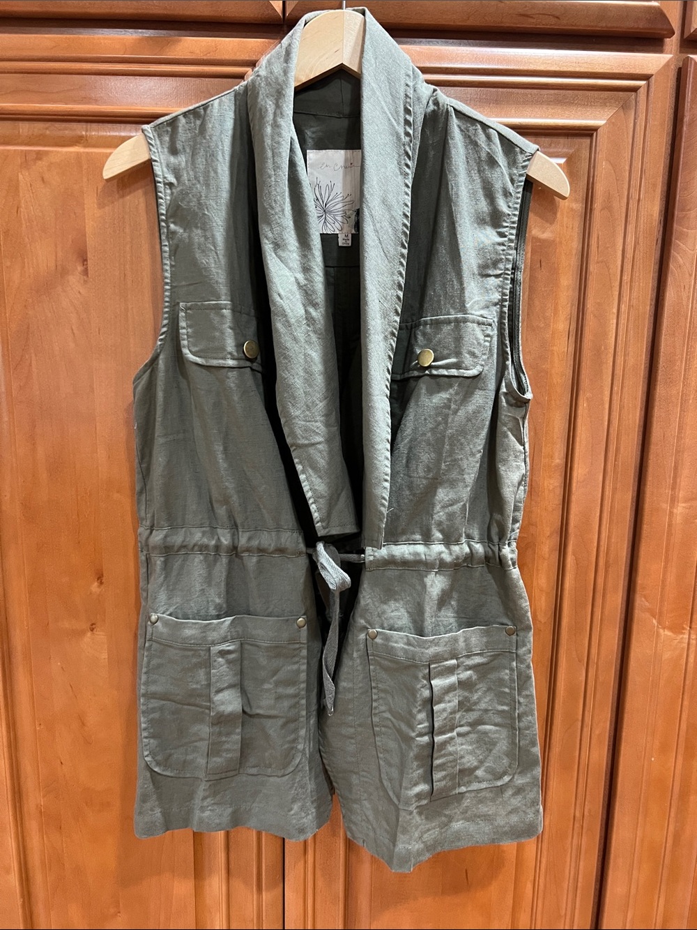Sleeveless Utility Vest - Olive Green